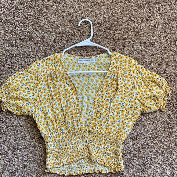 Faithfull the Brand sunflower puff sleeve crop top - Picture 3 of 4